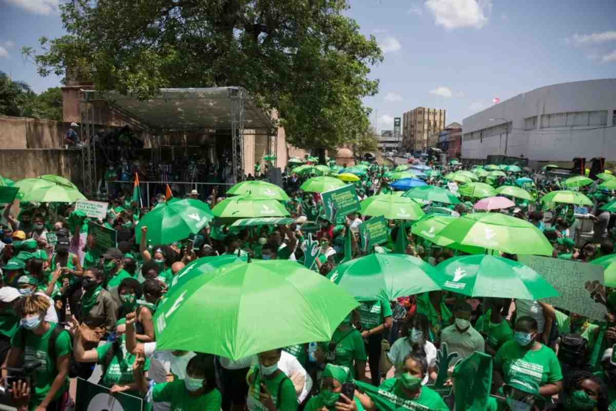 Sin derechos reproductivos no hay sistema de cuidado: el reto ante la penalización del aborto 