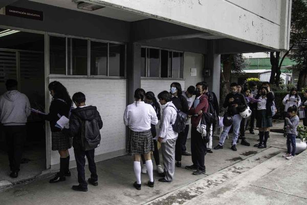 Todos los aspirantes a bachillerato tendrán un lugar, aunque no se queden en la UNAM y el IPN