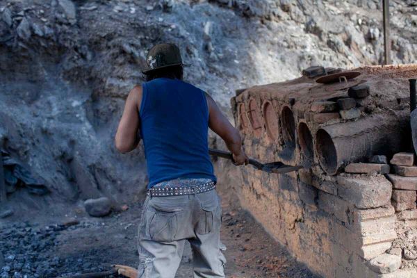 Tráfico de mercurio: investigadores descubren nexo de narcotráfico mexicano con minería ilegal