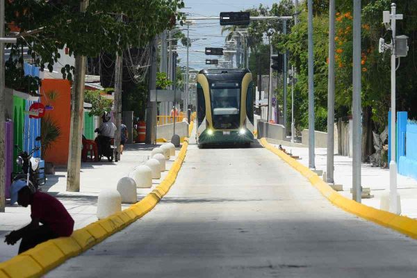 Tren Maya fue asegurado por más de 35 mil mdp por siniestros, entre ellos, huelgas y vandalismo
