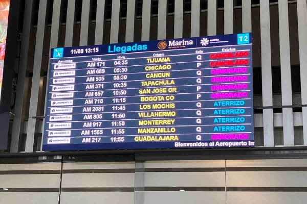 Vuelos cancelados y demorados en el AICM tras las lluvias en CDMX