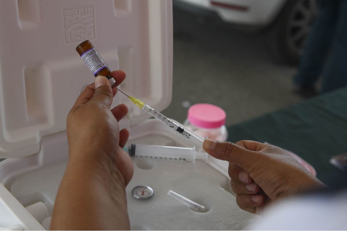 Población sin servicios de salud se duplicó entre 2018 y 2024, pese a promesa de AMLO de ser como Dinamarca 