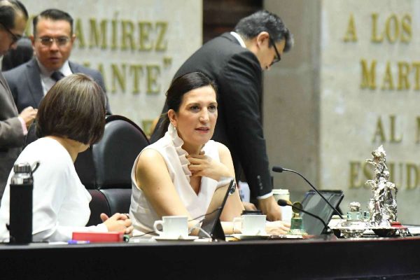 Habrá crisis constitucional si PAN y Morena no acuerdan la Presidencia de la Cámara de Diputados, advierte Ricardo Monreal