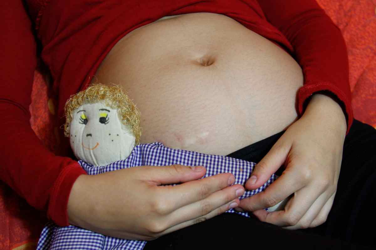 embarazo maternidad estudiantes