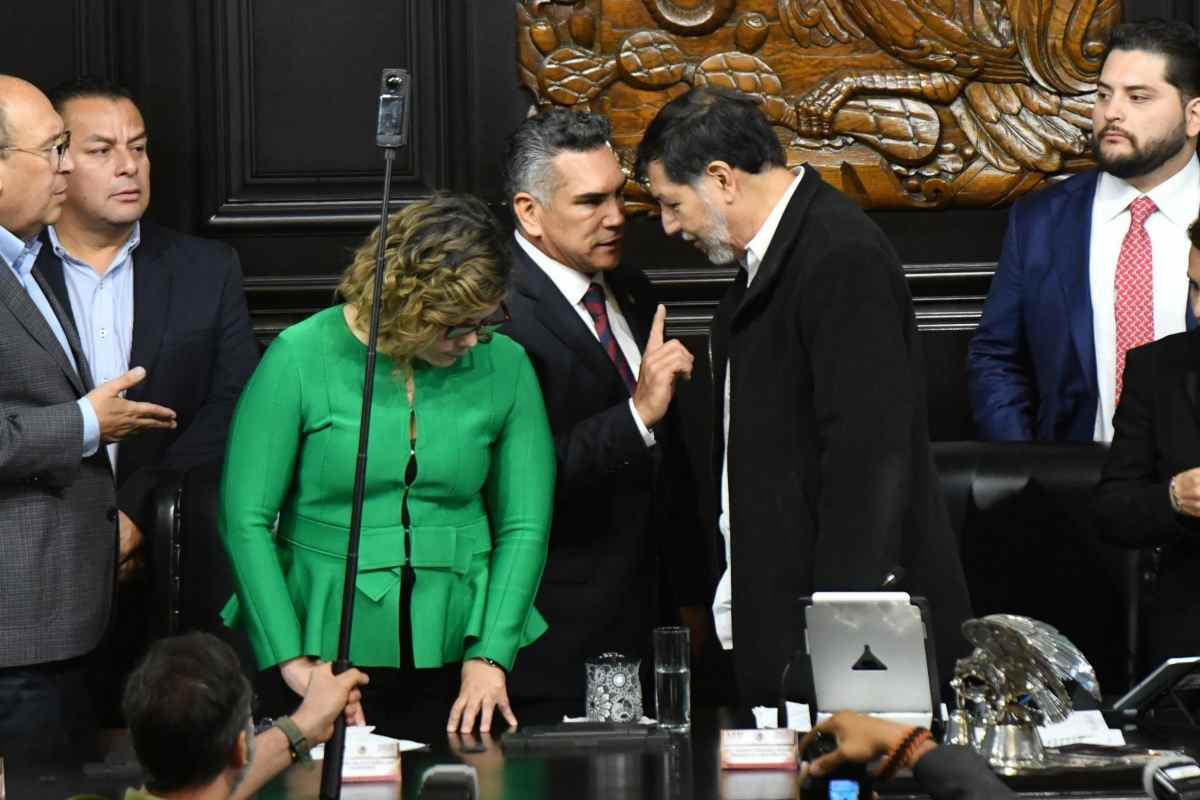 pelea Fernandez Noroña y Alejandro Moreno