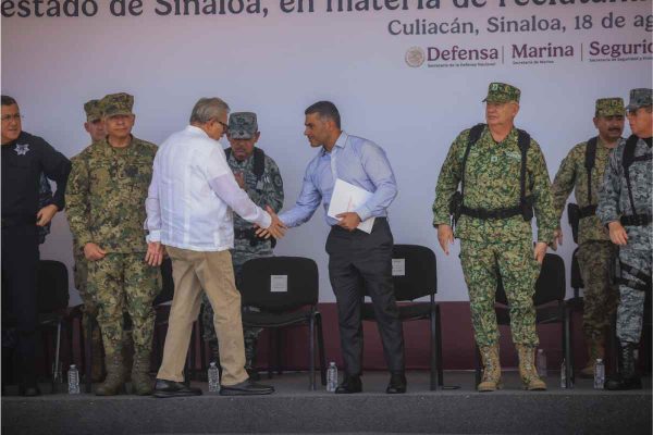 seguridad-en-sinaloa-entrega-patrullas-decomisos-rocha-3