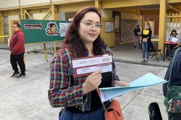 Beca Rita Cetina registro