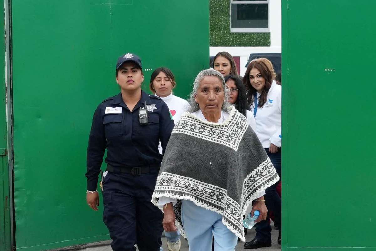 Bonifacia se inculpó por homicidio, con engaños y sin un intérprete presente; recibe amnistía