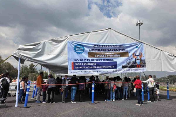 Centro de vacunación contra el sarampión