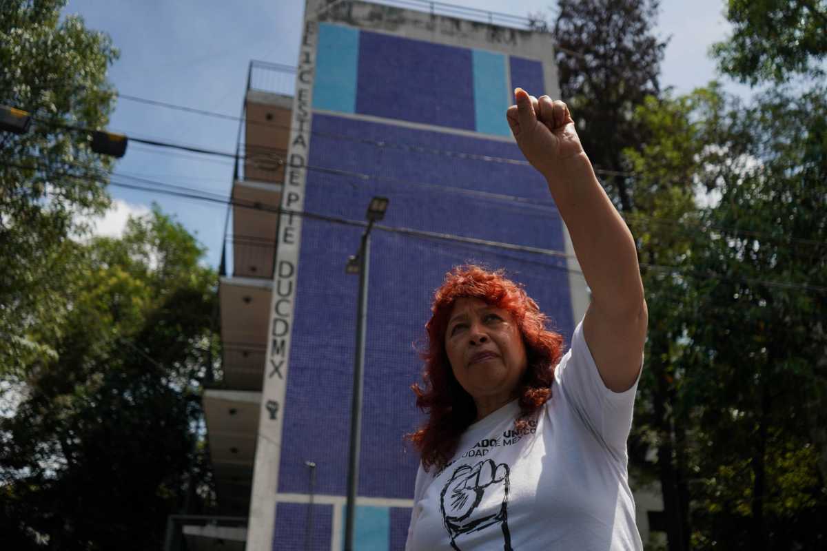 Damnificados de Multifamiliar Tlalpan, reconstruido por sismo 17, denuncian ser víctimas de despojo
