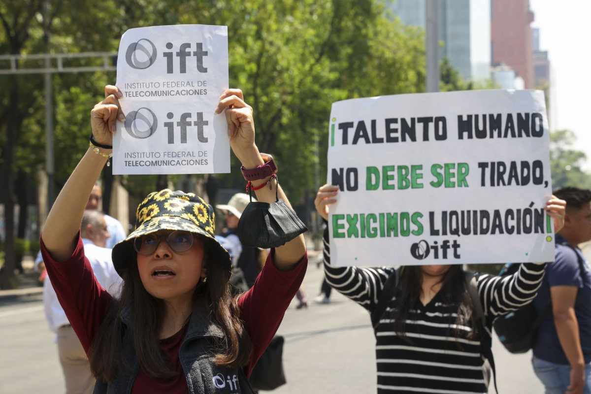 Empresarios interesados en invertir en México están preocupados por corrupción, dice EU