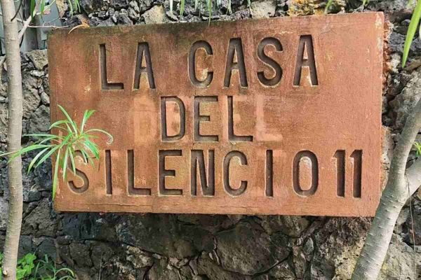 Gobierno de Morelos pide a Noroña pagar impuestos de casa en Tepoztlán; es golpeteo político, revira