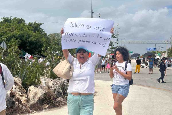 Habitantes de Tulum ganan primera batalla a Sedena por las playas; acuerdan libre acceso para todos
