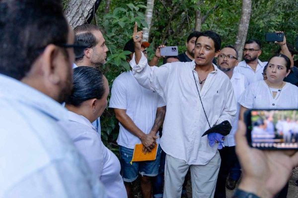 Habitantes de Tulum ganan primera batalla a Sedena por las playas; acuerdan libre acceso para todos