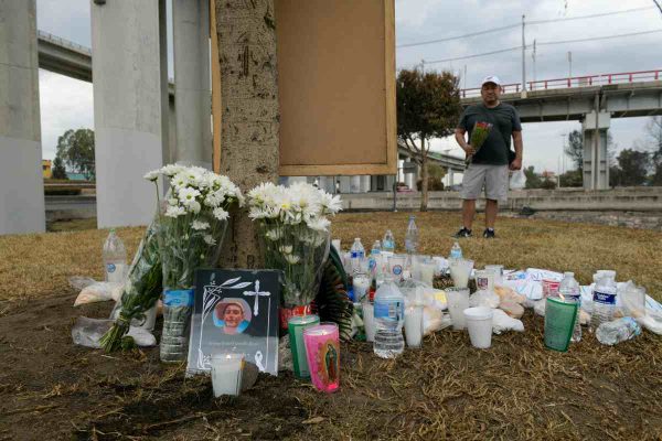 “Lo recuerdo como un amigo”: un altar en Iztapalapa guarda la memoria de víctimas de la explosión