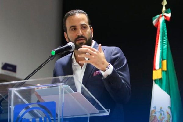 Mauricio Farah quedó encargado de San Pedro Garza García, Nuevo León