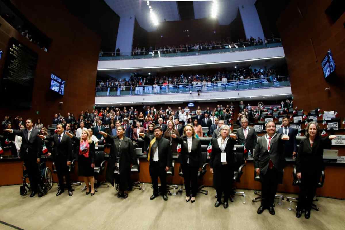 Ministros afines a Morena asumen en la Corte