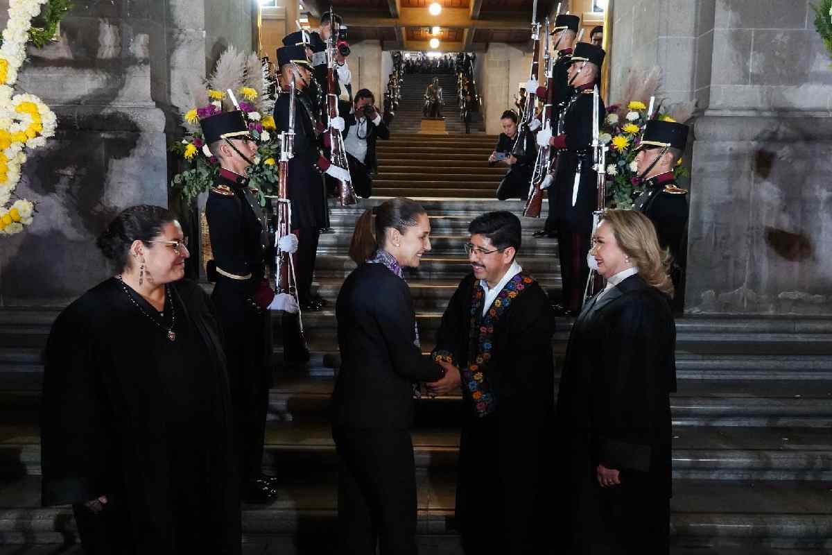 Ministros afines a Morena asumen en la Corte