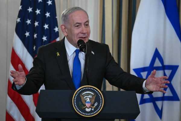 Netanyahu dijo que el ejército israelí seguirá presente en la mayor parte de Gaza,