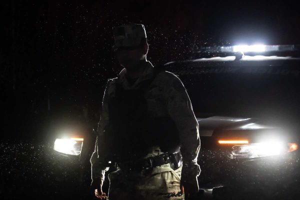 Militarización avanza entre abandono de policías