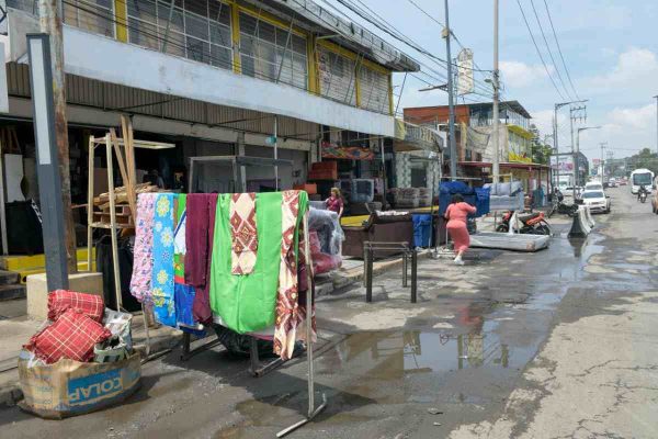 Se inunda zona donde explotó la pipa en Iztapalapa