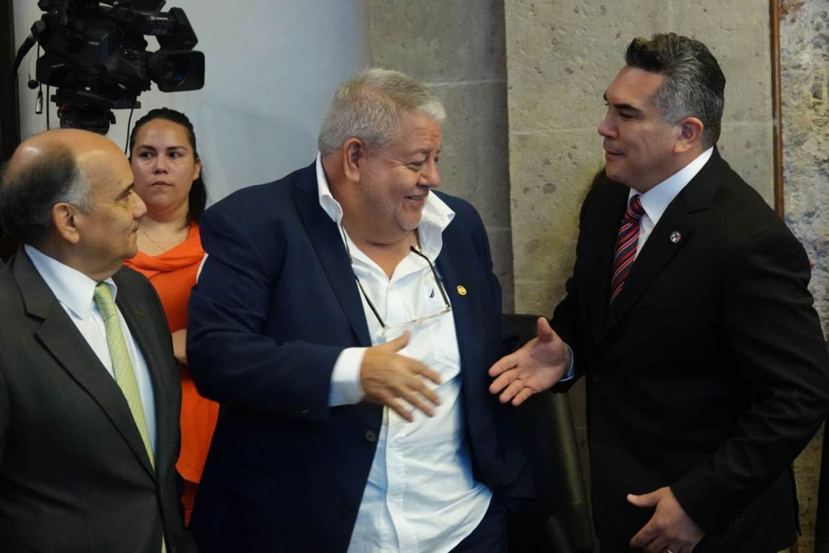 Senado abre posibilidad de realizar conversatorio para discutir la reforma a la Ley de Amparo