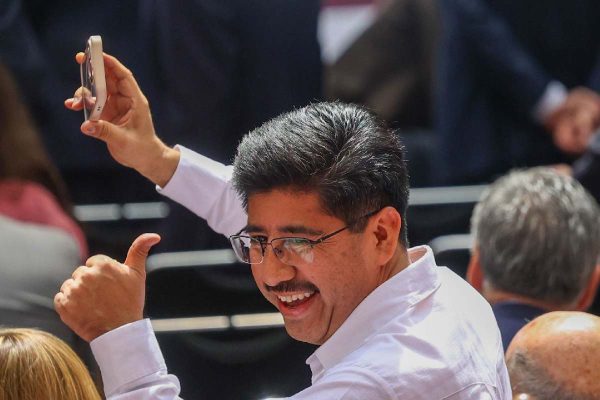 Sheinbaum destaca reforma judicial y presumen que EU impuso menos aranceles a México