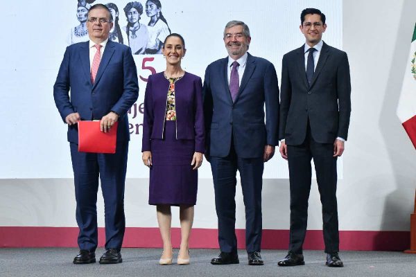 Sheinbaum destaca reforma judicial y presumen que EU impuso menos aranceles a México