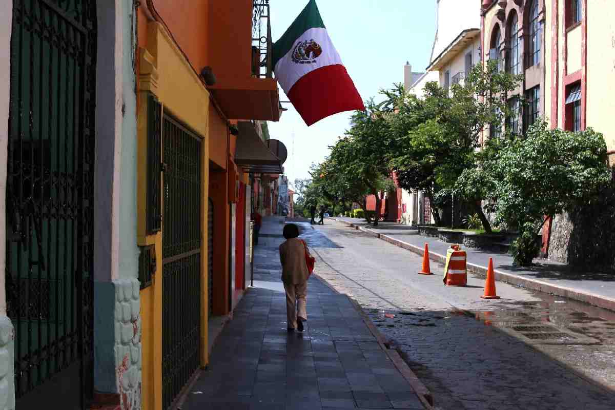 FMI estima que la economía mexicana crecerá 1 % en 2025; ve necesaria una política tributaria para aumentar la recaudación
