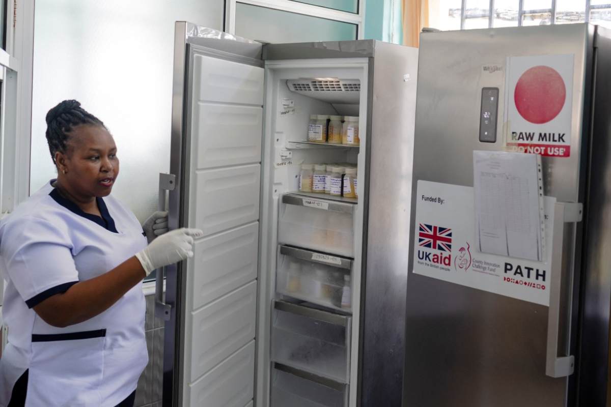 El único banco de leche materna de Kenia, un salvavidas para los bebés prematuros
