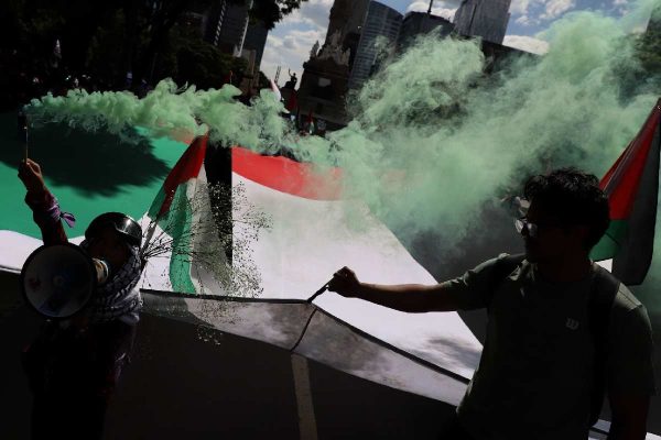 “Siguen matando a diestra y siniestra”: mientras la Global Sumud Flotilla parte a Gaza, activistas en México exigen romper relaciones con Israel