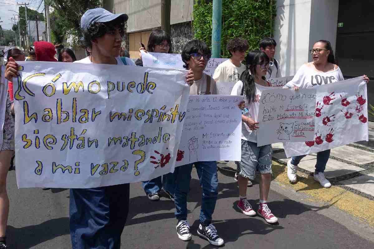 UNAM revistará protocolos de seguridad en CCH Sur; alumnos protestan en Rectoría; “la indiferencia mata”, gritan