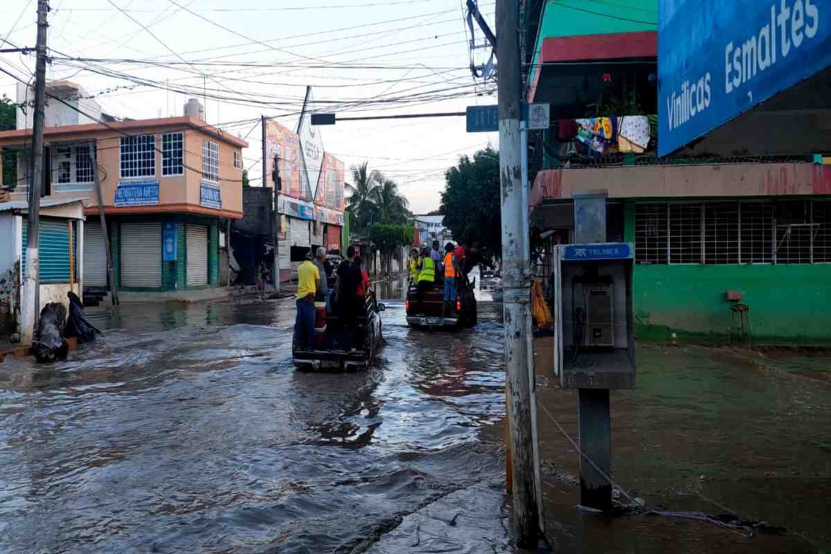 76 personas fallecidas por lluvias en cinco estados; advierte PC aumento en nivel del Río Pánuco
