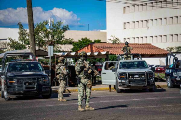 Abaten a “El Morral”, presunto operador de Los Chapitos, y detienen a seis más en Culiacán, Sinaloa