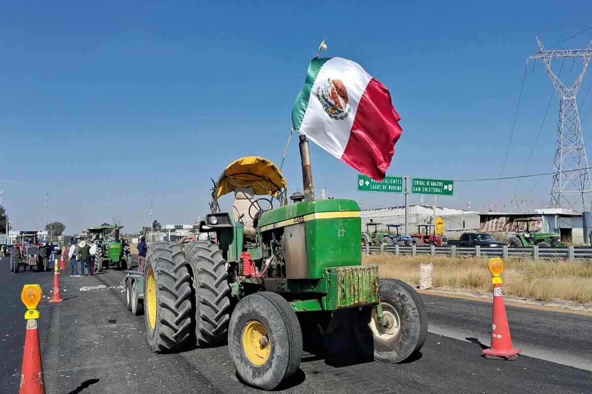 Agricultores mantienen bloqueos en Sinaloa, Guanajuato y Morelos pese a acuerdo sobre maíz