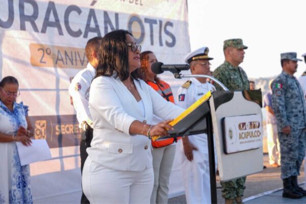 Alcaldesa de Acapulco, Abelina López, responde a críticas por lujoso collar