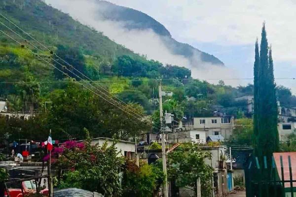 Asesinan a cinco personas acusadas de presunto robo Santa María Texcatitlán, Oaxaca; queman los cuerpos