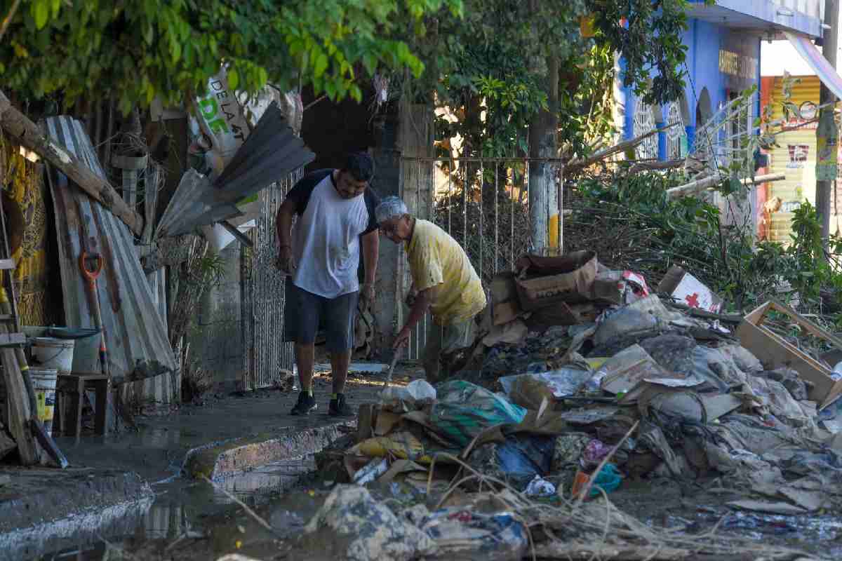 Avientan lodo a alcaldesa de Álamo Veracruz