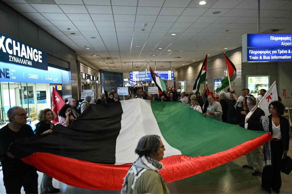 Carlos, mexicano detenido ilegalmente por Israel, envía mensaje a su familia; SRE prepara repatriaciones