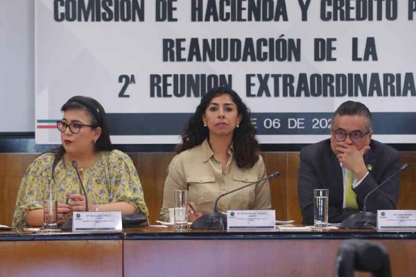 Comisión Diputados avala Ley Aduanera