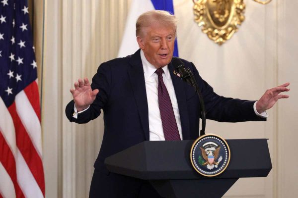 Donald Trump da hasta el 5 de octubre a Hamás para aceptar acuerdo de paz