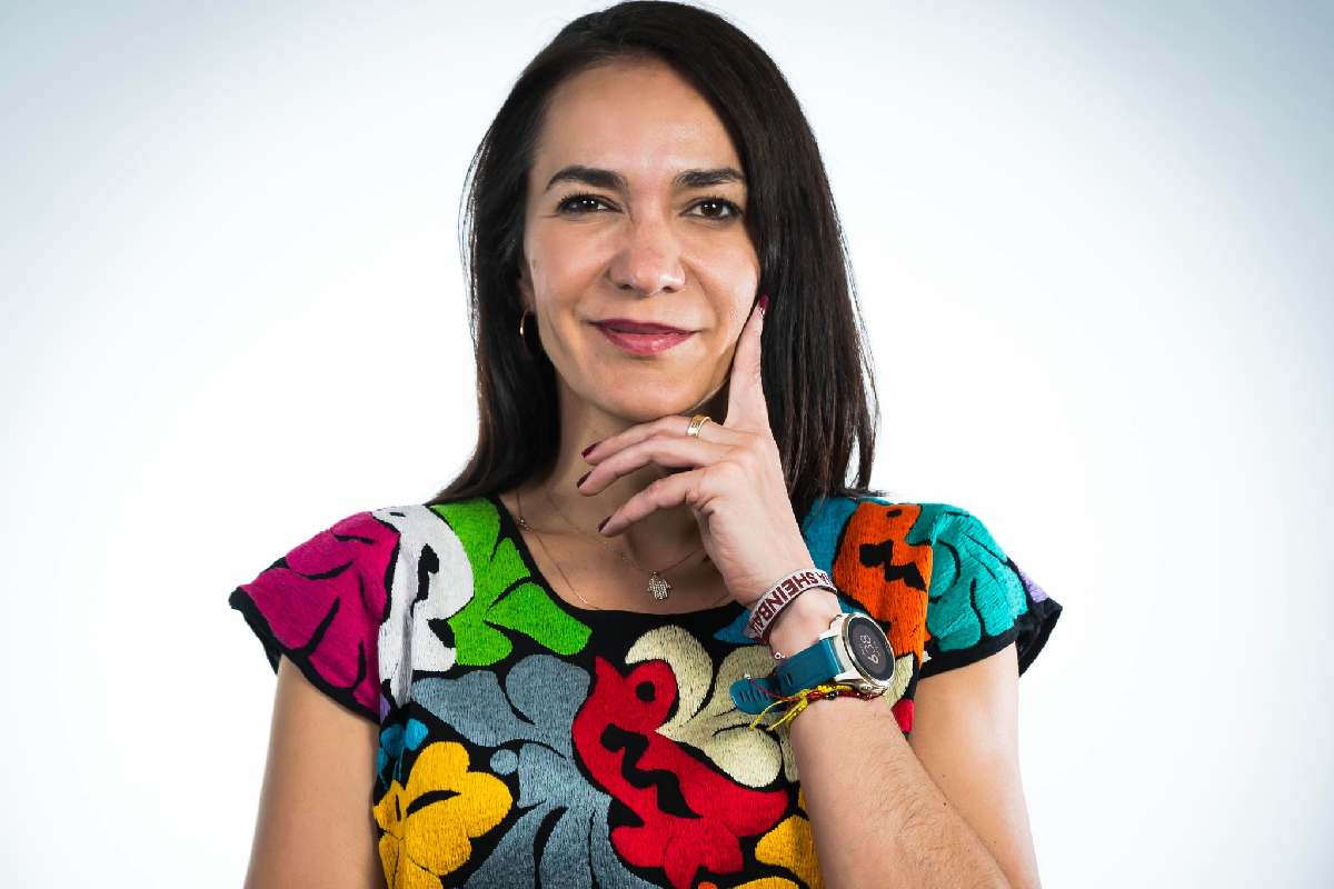 Dunia Ludlow, senadora suplente de Fernández Noroña y actual directora de las tiendas estatales Superissste,