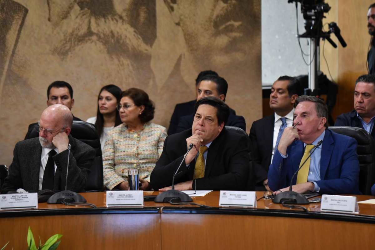 Exministro advierte que reforma a Amparo impediría suspender casos afines con cuentas bancarias