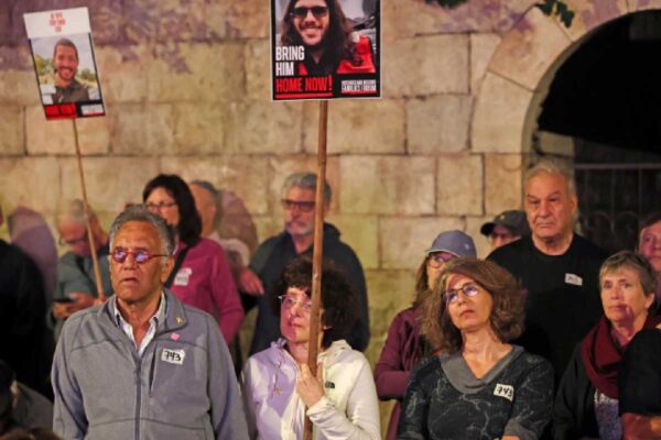 Israel y Hamás se acusan mutuamente de violar la tregua, tras ataques en la Franaja de Gaza