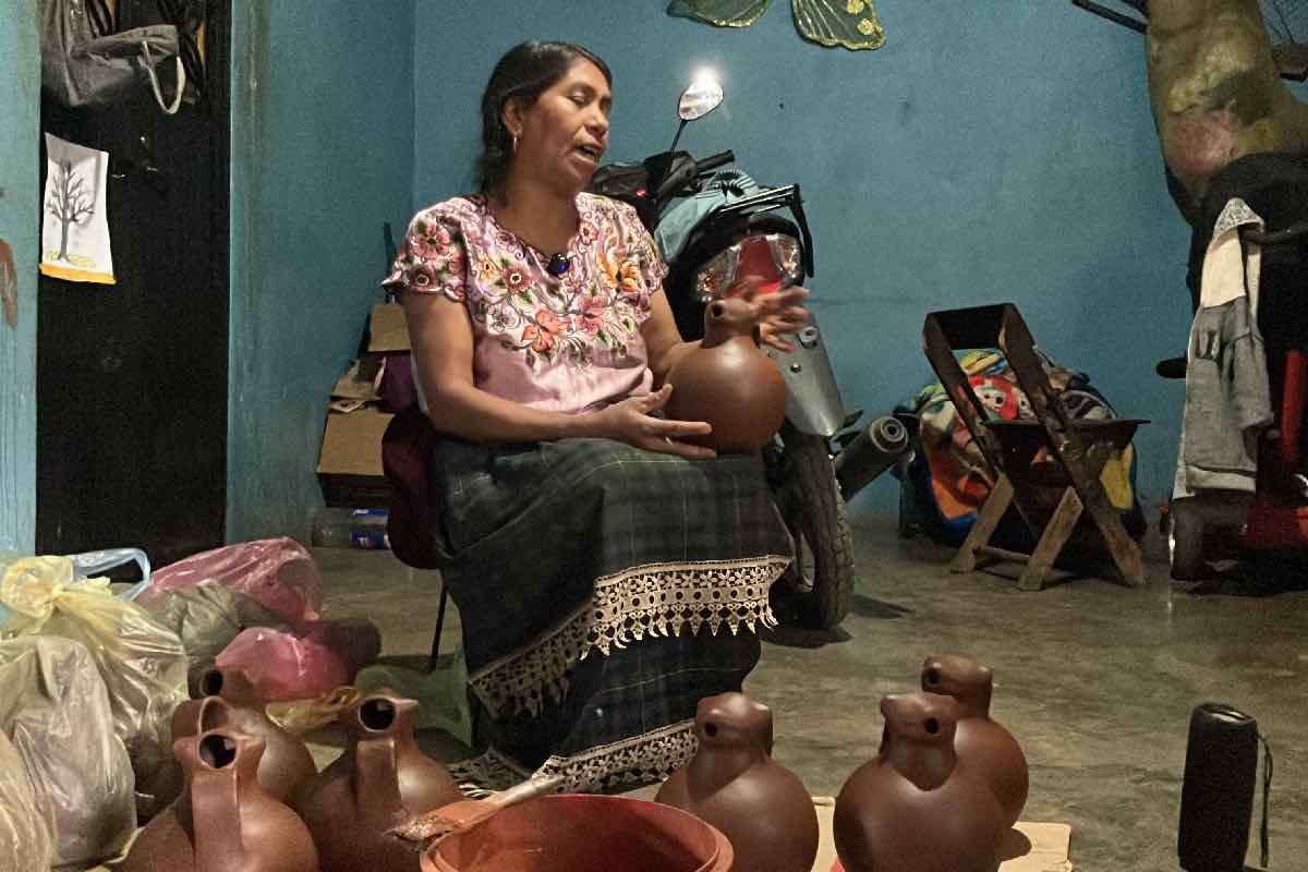 Las artesanas purépechas mantienen viva la tradición alfarera en Michoacán pese a discriminación Animal Político_
