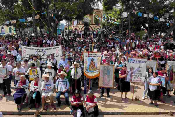 Marcha por 1 año del asesinato del padre Marcelo
