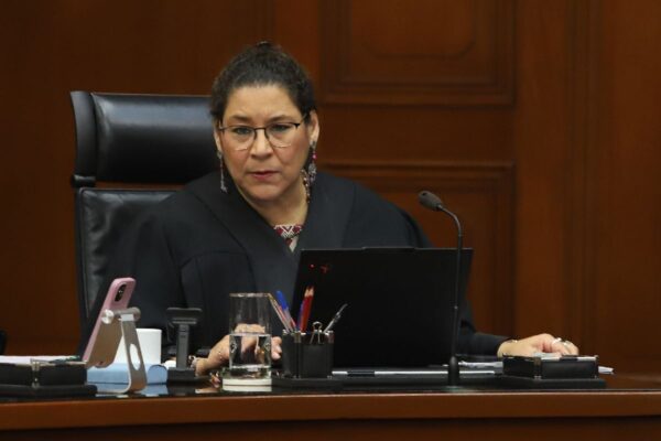 Ministra Lenia Batres