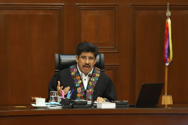Ministro presidente de la Corte, Hugo Aguilar, se negó a discutir sobre las corridas de toros