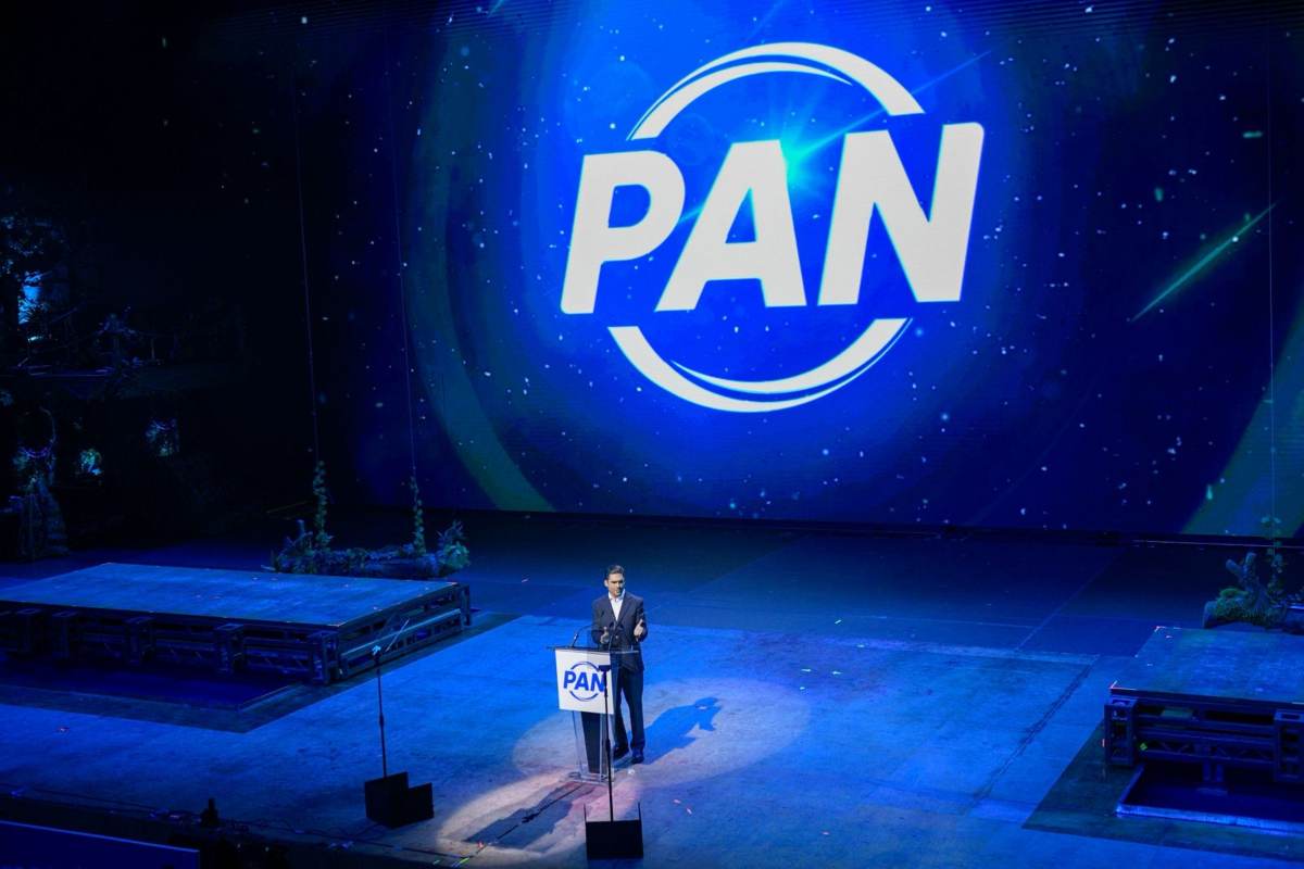 PAN estrena logo y asegura que no dependerá de alianzas; “es última llamada y atendemos”, dice líder