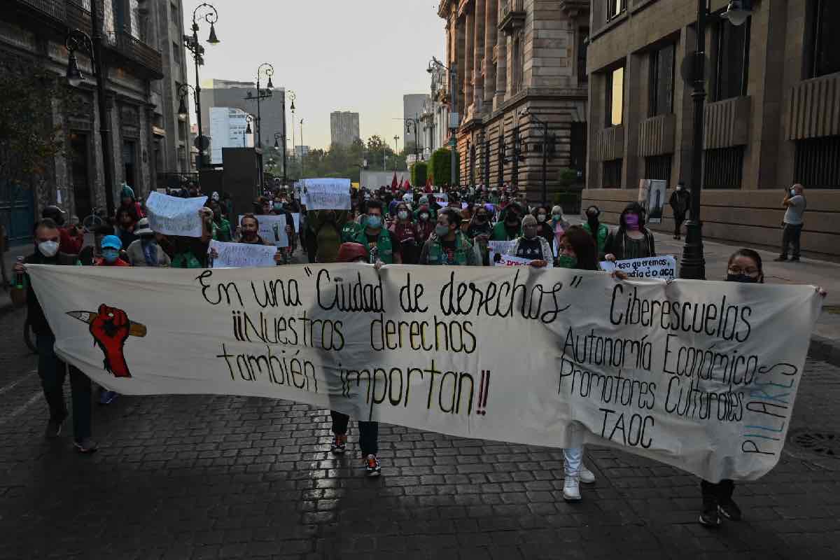 Pilares vuelve a dar de baja a Carmen Maldonado; la docente acusa represalias por denunciar malas condiciones laborales Claudia Sheinbaum
